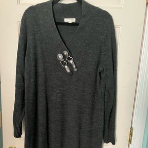 Kenar embellished tunic sweater. Charcoal gray, size 1X. Excellent condition!